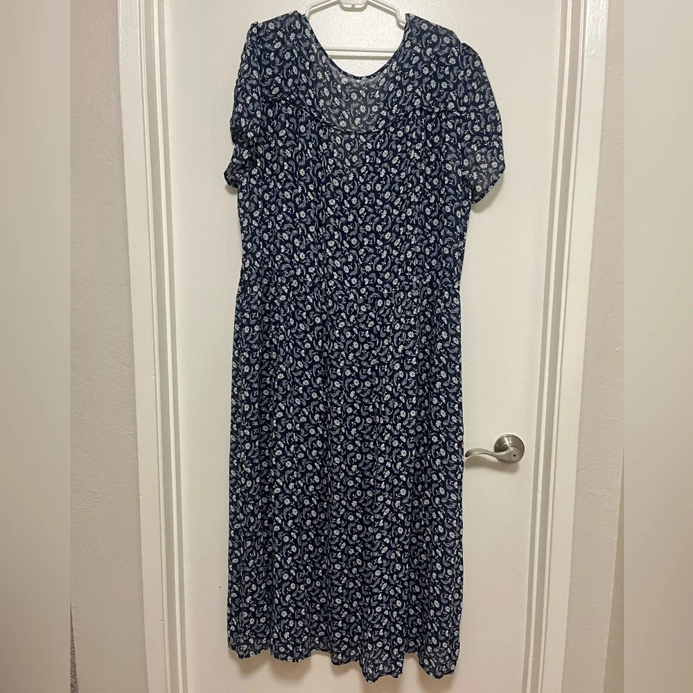 Christy Dawn Simple Dawn Navy Floral Midi Dress - Picture 5 of 8